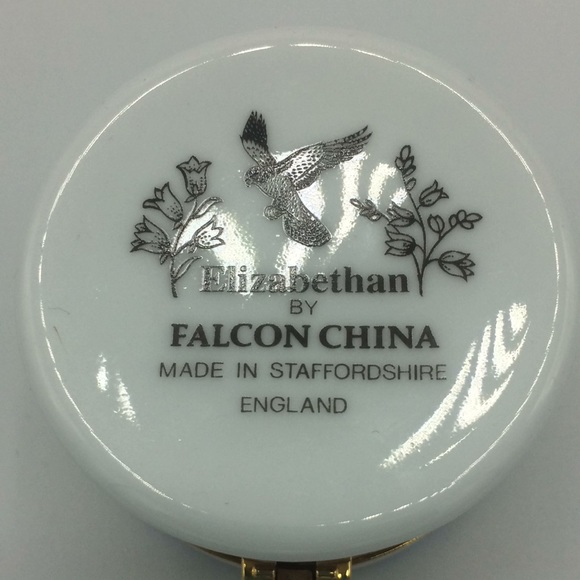 Vintage Elizabethan  Falcon porcelain jewelry box - Picture 4 of 6